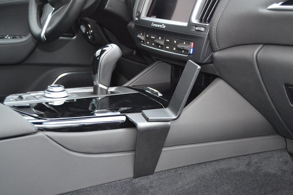Brodit ProClip 835354 voor Maserati Levante 2016-2024 - productfoto zwarte ABS montagebasis