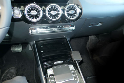 Brodit ProClip 835496 voor Mercedes Benz B-Class 2019-2026 - detail van dashboardmontage