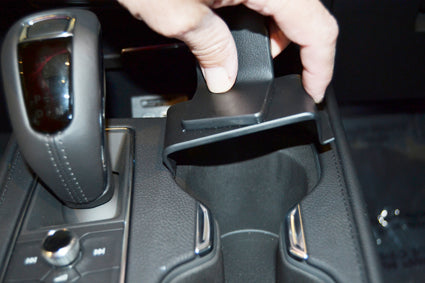 Brodit ProClip 835508 voor Cadillac XT4 2019-2023 - montagepositie op dashboard
