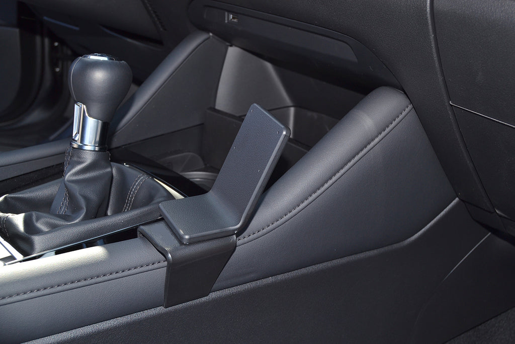 Brodit ProClip 835510 voor Mazda 3 2019-2026 - productfoto zwarte ABS montagebasis