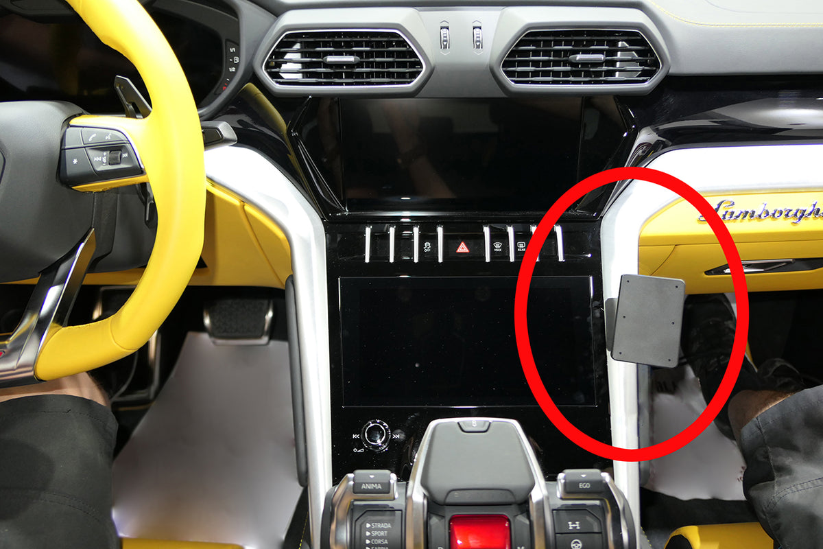 Brodit ProClip 835790 voor Lamborghini Urus 2018-2025 - productfoto zwarte ABS montagebasis