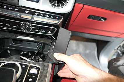 Brodit ProClip 835792 voor Mercedes Benz G-Class 2019-2024 - montagepositie op dashboard