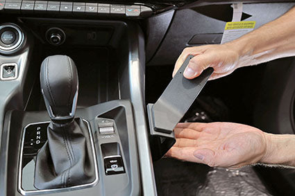 Brodit ProClip 835860 voor Dodge Hornet 2023-2026 - detail van dashboardmontage