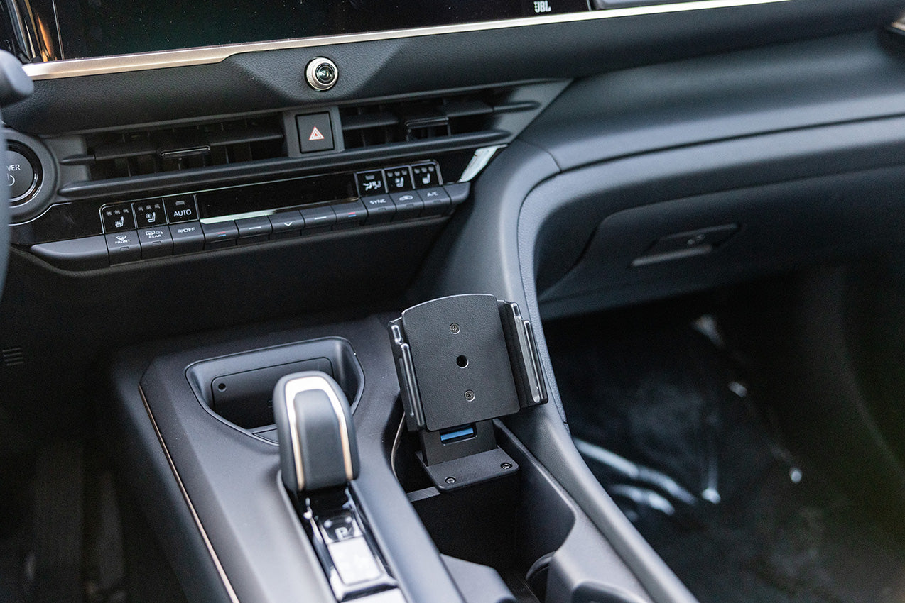 Brodit ProClip 835966 voor Toyota Crown 2024-2026 - montagefoto 6