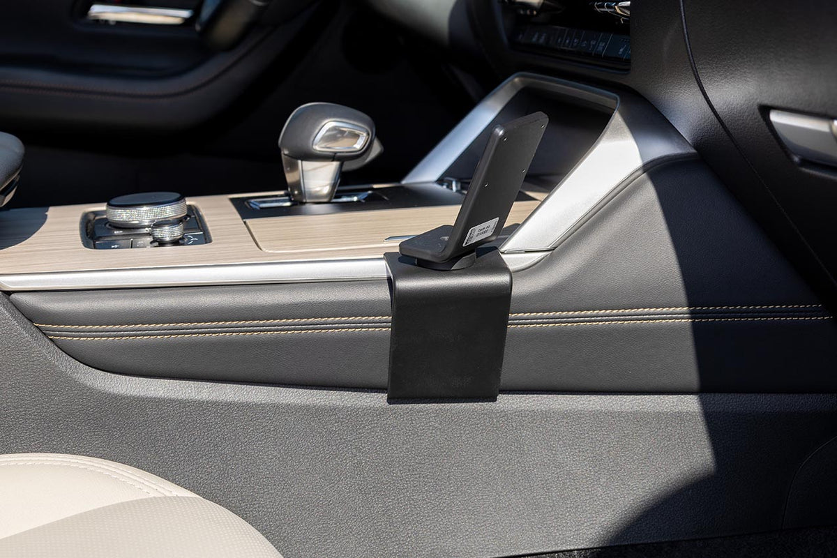 Brodit ProClip 835999 voor Mazda CX-90 2024-2026 - montagefoto 8