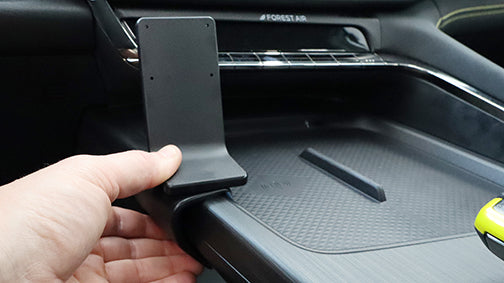 Brodit ProClip 836049 voor Changan UNI-T 2020-2026 - detail van dashboardmontage