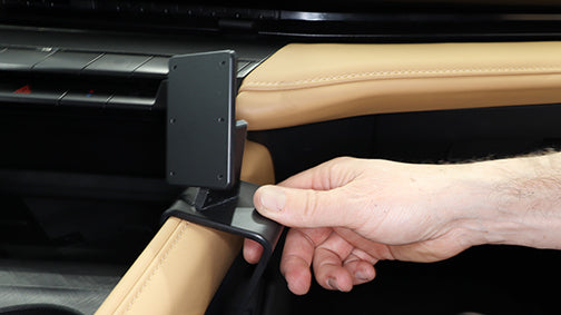 Brodit ProClip 836052 voor Changan UNI-V 2022-2026 - ProClip geplaatst in het voertuig