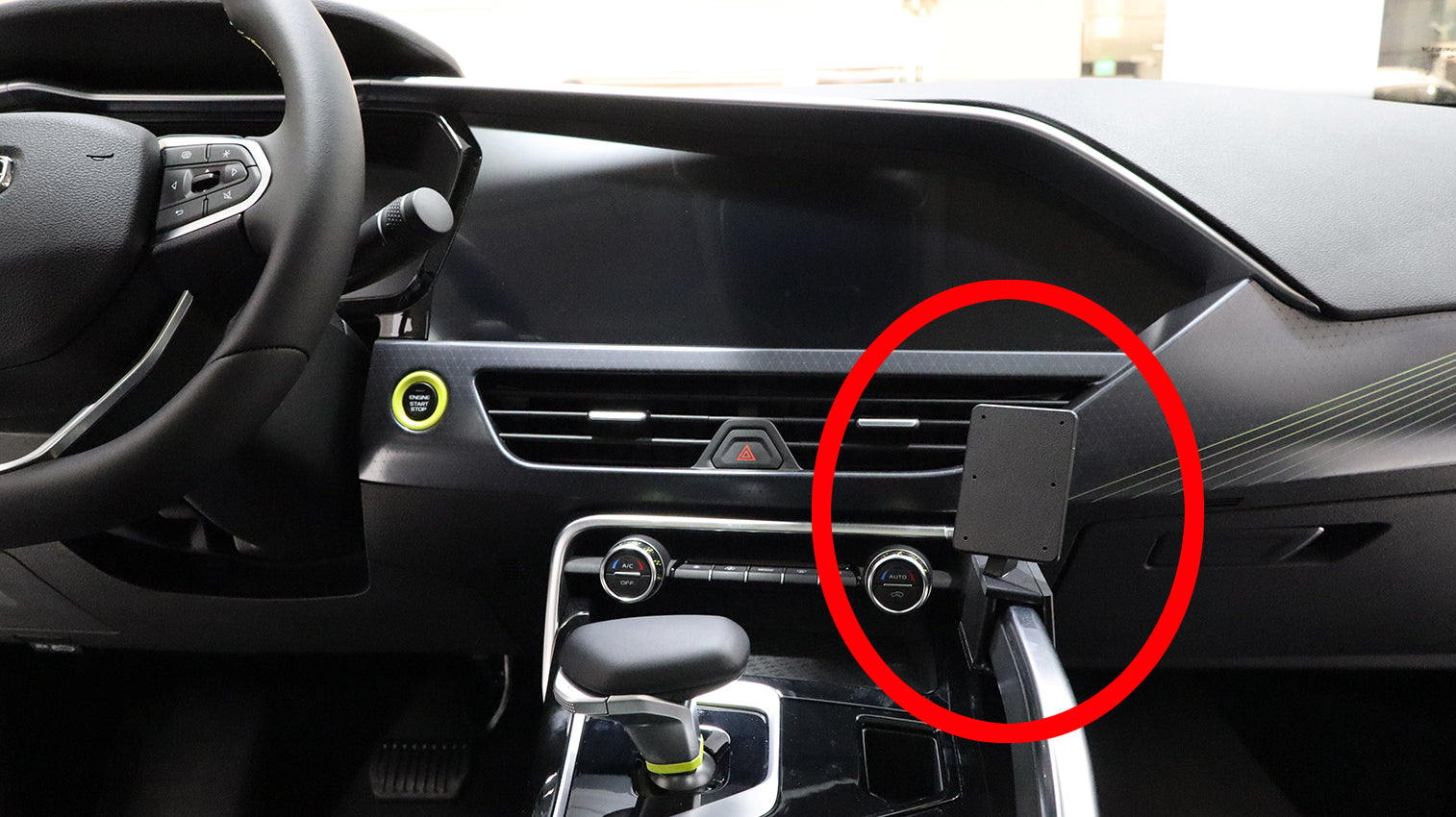 Brodit ProClip 836059 voor Geely Tugella 2019-2026 - productfoto zwarte ABS montagebasis