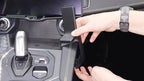 Brodit ProClip 836081 voor Lynk & Co 05 2020-2026 en Lynk & Co 01 2020-2024 - montagepositie op dashboard