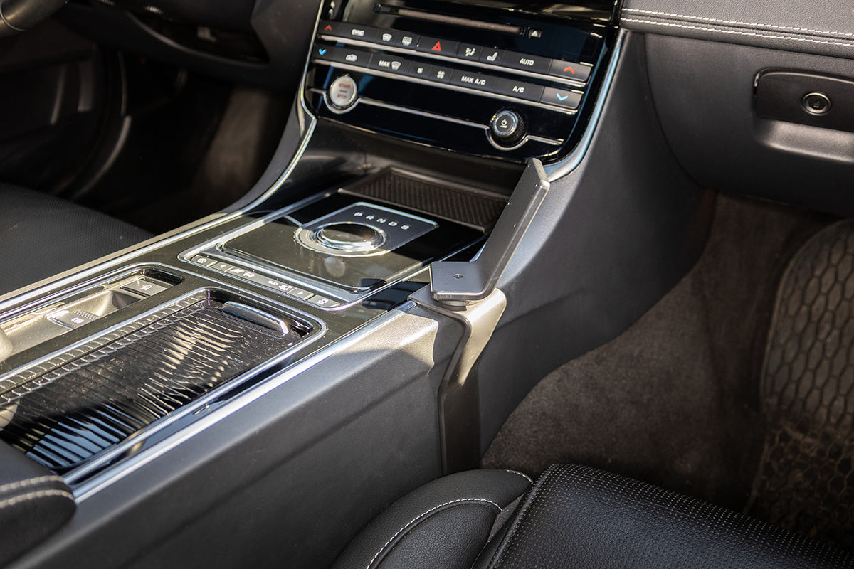 Brodit ProClip 836140 voor Jaguar XE 2019-2020 - installatiepositie