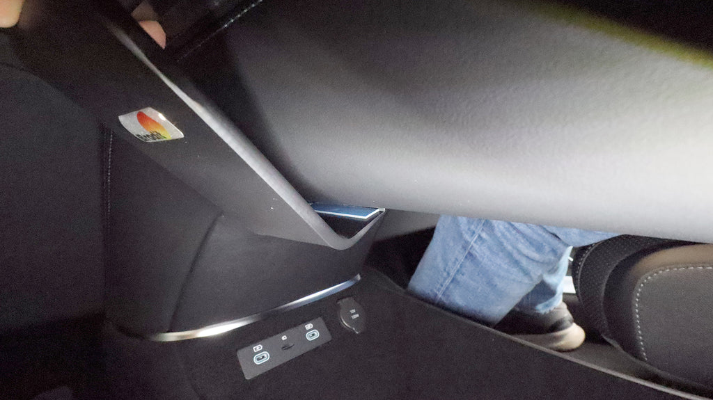 Brodit ProClip 836299 voor BYD Sealion 2024-2027 - montagepositie op dashboard