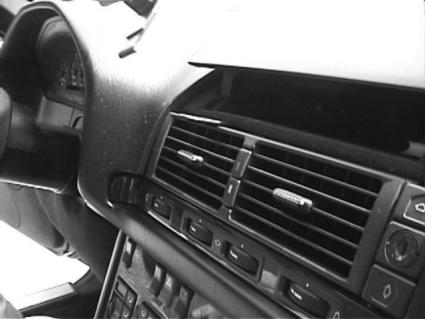 Brodit ProClip 851946 voor Mercedes Benz S-Class 1991-1999 - montagepositie op dashboard