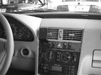 Brodit ProClip 852025 voor Mercedes Benz C-Class (180-320) 1993-1999 en Mercedes Benz C-Class (180-320) 1994-2000 - installatiepositie