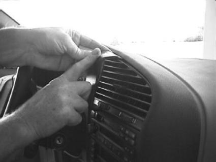 Brodit ProClip 852043 voor BMW 3-series E36 1991-1998 - ProClip geplaatst in het voertuig