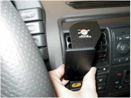 Brodit ProClip 852096 voor Land Rover Discovery 1+2 1994-2004 - montagepositie op dashboard