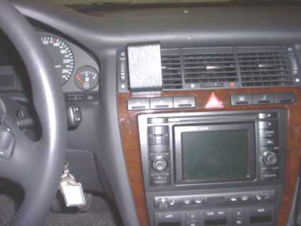 Brodit ProClip 852106 voor Audi S8 1994-2002 en Audi A8 1994-2002 - installatiepositie