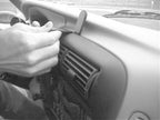 Brodit ProClip 852151 voor Ford Sport Track 2001-2007, Ford Ranger 1995-2012 e.a. - detail van dashboardmontage