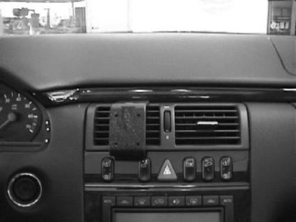 Brodit ProClip 852198 voor Mercedes Benz E-Class, Stationwagon 1996-2003, Mercedes Benz E-Class, Stationwagon 1995-2002 e.a. - installatiepositie