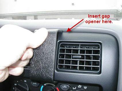 Brodit ProClip 852253 voor Toyota Tacoma 1995-2004 - detail van dashboardmontage