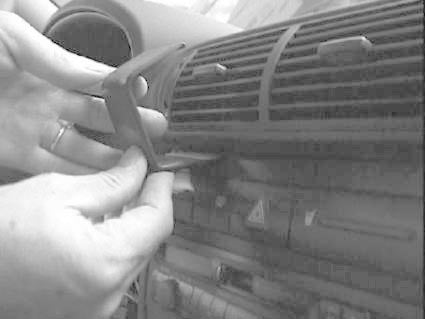 Brodit ProClip 852333 voor Audi S3 1997-2002 en Audi A3 1997-2002 - ProClip geplaatst in het voertuig