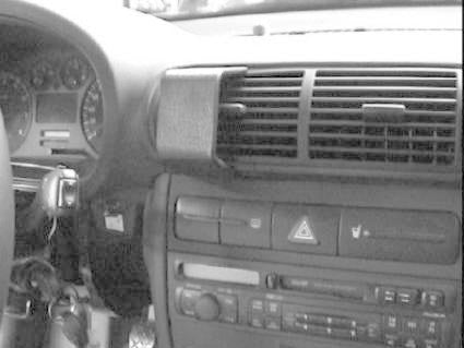 Brodit ProClip 852333 voor Audi S3 1997-2002 en Audi A3 1997-2002 - installatiepositie