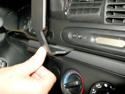 Brodit ProClip 852348 voor Ford Mondeo 1997-2000 - montagepositie op dashboard