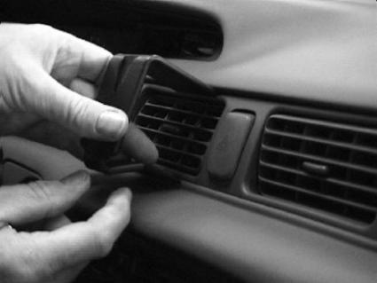 Brodit ProClip 852353 voor Toyota Camry 1997-2001 - ProClip geplaatst in het voertuig