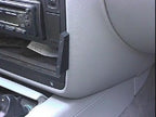 Brodit ProClip 852404 voor Volkswagen Passat 1998-2005 en Volkswagen Passat 1997-2005 - ProClip geplaatst in het voertuig