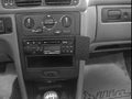 Brodit ProClip 852412 voor Volvo V70 1997-2000, Volvo S70 1997-2000 en Volvo C70 1997-2005 - installatiepositie