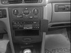 Brodit ProClip 852412 voor Volvo V70 1997-2000, Volvo S70 1997-2000 en Volvo C70 1997-2005 - installatiepositie