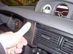 Brodit ProClip 852414 voor Mitsubishi L200 1997-2005 - detail van dashboardmontage