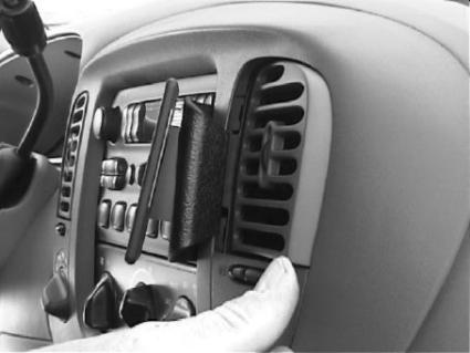Brodit ProClip 852442 voor Ford F-Series 150 1997-1998, Ford Expedition 1997-1998 e.a. - detail van dashboardmontage