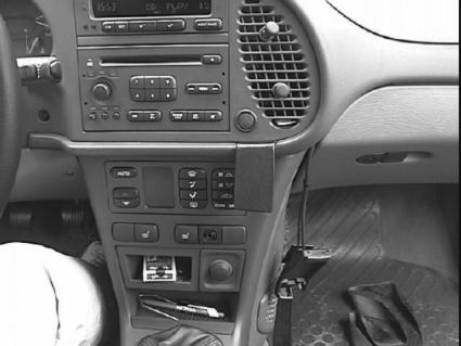 Brodit ProClip 852478 voor Saab 900 1994-1998 en Saab 9-3 1998-2002 - installatiepositie
