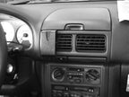 Brodit ProClip 852505 voor Subaru Impreza 1998-2000 en Subaru Forester 1998-2002 - detail van dashboardmontage