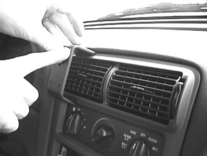 Brodit ProClip 852544 voor Ford Mustang 1995-2004 - detail van dashboardmontage