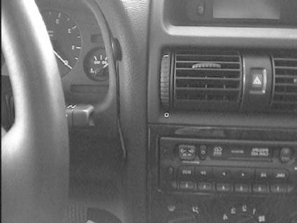 Brodit ProClip 852597 voor Opel Astra 1998-2003 - montagepositie op dashboard