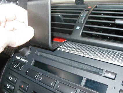 Brodit ProClip 852599 voor BMW Compact 2001-2007, BMW 3-series M3 E46 1999-2005 en BMW 3-series M3 E46 1998-2004 - ProClip geplaatst in het voertuig