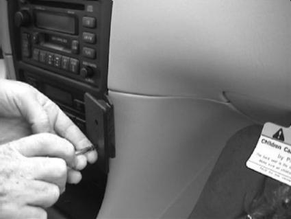 Brodit ProClip 852653 voor Toyota Camry Solara 1999-2003 - installatiepositie