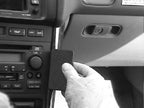 Brodit ProClip 852654 voor Acura TL 1999-2003 en Acura CL 2001-2003 - montagepositie op dashboard