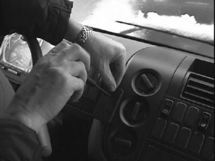 Brodit ProClip 852686 voor Mercedes Benz Atego 1998-2007 - detail van dashboardmontage
