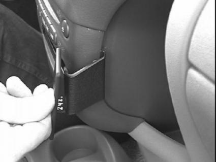 Brodit ProClip 852699 voor Toyota Yaris Verso 1999-2005 en Toyota Yaris 1999-2002 - ProClip geplaatst in het voertuig