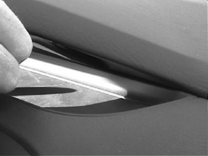 Brodit ProClip 852704 voor Chrysler Neon 2000-2002 en Dodge Neon 2000-2005 - montagepositie op dashboard