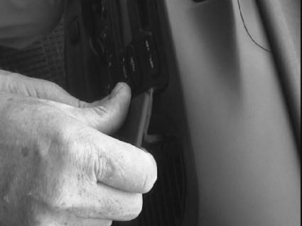 Brodit ProClip 852809 voor Ford Transit 2000-2006 en Ford Tourneo 2000-2006 - detail van dashboardmontage