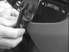 Brodit ProClip 852816 voor Mitsubishi Shogun 2000-2006, Mitsubishi Pajero 2000-2006 en Mitsubishi Montero 2001-2007 - detail van dashboardmontage