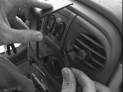 Brodit ProClip 852829 voor Chrysler PT Cruiser 2000-2005 - ProClip geplaatst in het voertuig