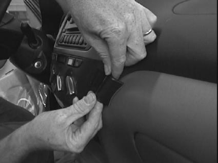 Brodit ProClip 852841 voor Toyota RAV 4 2001-2003 - ProClip geplaatst in het voertuig