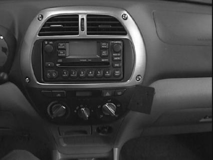 Brodit ProClip 852841 voor Toyota RAV 4 2001-2003 - installatiepositie