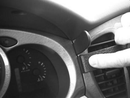 Brodit ProClip 852892 voor Toyota Highlander 2001-2007 - detail van dashboardmontage