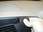 Brodit ProClip 852982 voor Volvo XC70 2000-2007, Volvo V70 N 2000-2008 en Volvo S60 2000-2010 - detail van dashboardmontage
