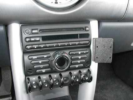 Brodit ProClip 853013 voor Mini Cooper Convertible 2001-2007 en Mini Cooper 2001-2006 - installatiepositie